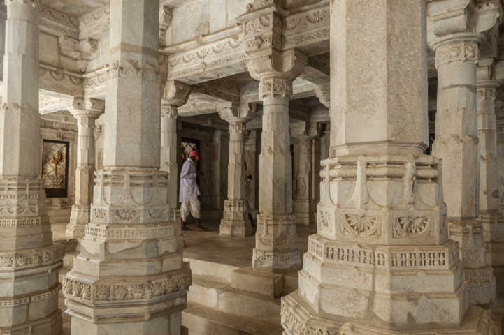 34 - India - Ranakpur - templo jainista de Chaumukha Mandir